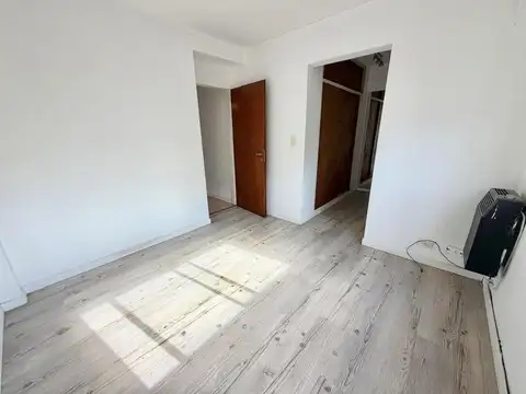 Departamento en Alquiler en Castelar Norte, $ 600.000