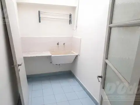 Depto Tipo Casa en Venta 50 años