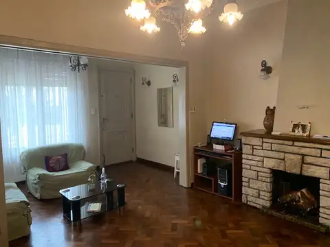 Casa en Venta en Quilmes, USD 105.000