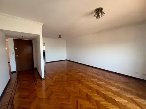 Alquiler 4 ambientes Villa Urquiza Cochera Torre Luminoso