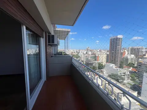 Departamento en Alquiler con 1 cocheras