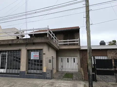 Local en Alquiler en Villa España, Partido de Berazategui