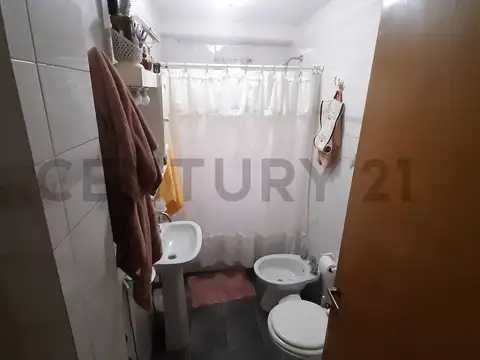 Oficina en Venta en Villa Luzuriaga, USD 49.000