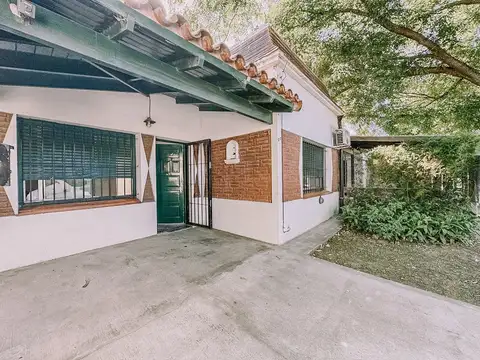 Casa en Venta con 1 cochera