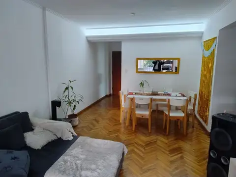 Uriarte 2200, Piso 2