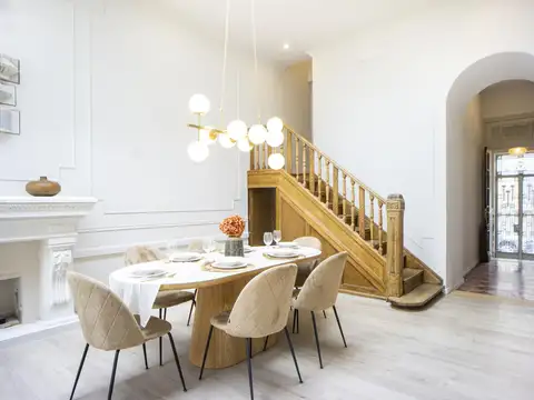 Casa 5 ambientes con 4 baños