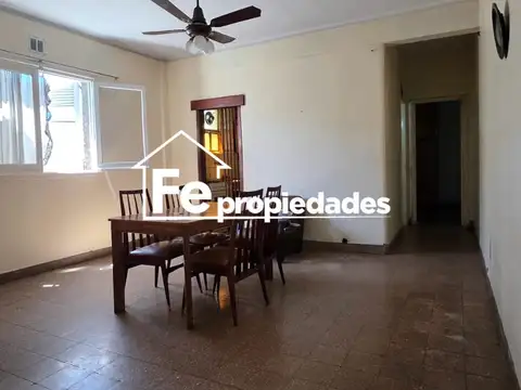 Av Directorio 4200, Piso 4