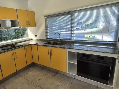 Casa en Alquiler al Norte