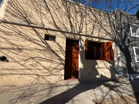 Casa en alquiler de dos ambientes