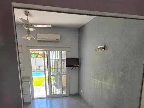Depto Tipo Casa en Venta 32 años