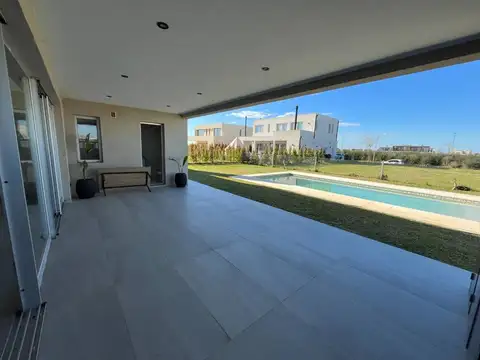 Casa Venta en Puertos del Lago,Riberas, permuta