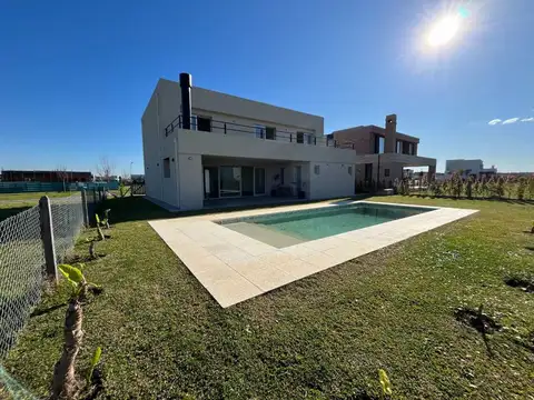 Casa Venta en Puertos del Lago,Riberas, permuta