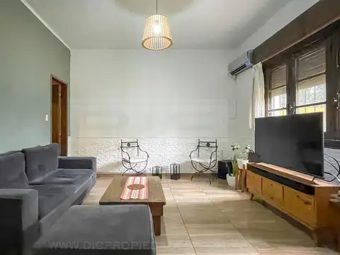 Depto Tipo Casa en Venta con 1 cocheras