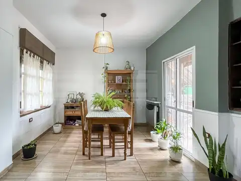 Depto Tipo Casa en Venta de 5 ambientes