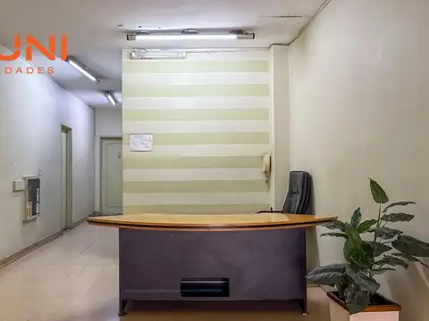 Oficina en Venta con 1 cochera