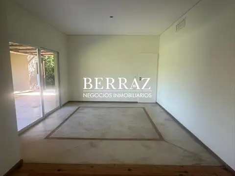 Casa en Venta en Saint Matthews, USD 335.000