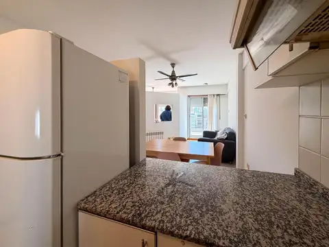 Departamento en Alquiler en Abasto, $ 600.000