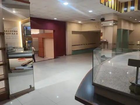 LOCAL COMERCIAL EN AVENIDA SAN MARTIN