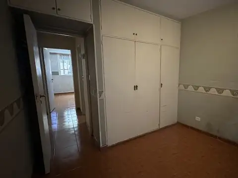 Departamento en Alquiler en Floresta, $ 680.000