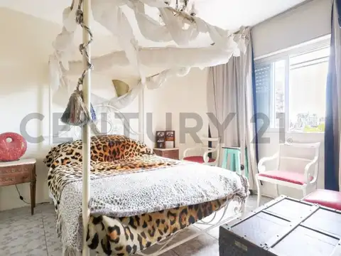 VENTA DEPARTAMENTO 4amb BARRACAS Piso Alto