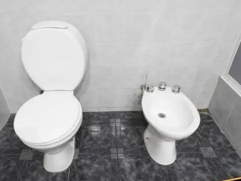 Casa en Venta con 4 cocheras