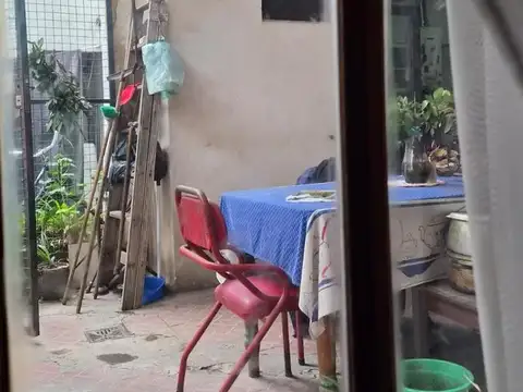 Depto Tipo Casa en Venta 57 años