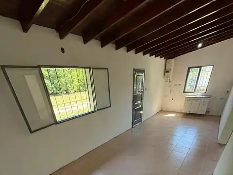 Depto Tipo Casa en Alquiler de 2 dormitorios