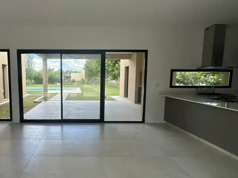 Casa en Venta 1 año