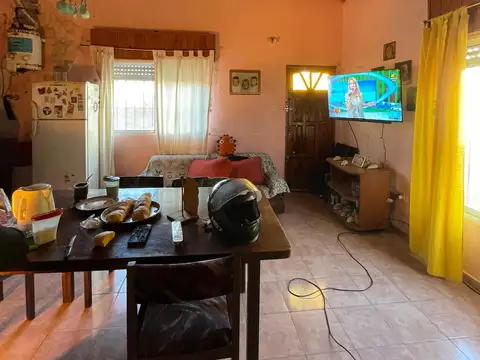 Casa en Venta en Mar Del Tuyu, USD 64.000