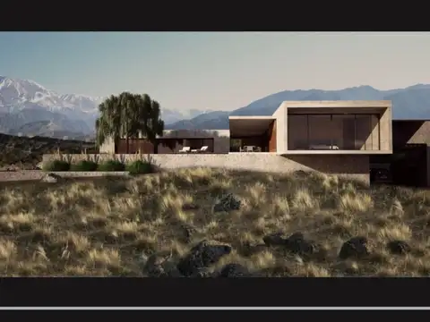 Casa en Venta con 3 cocheras