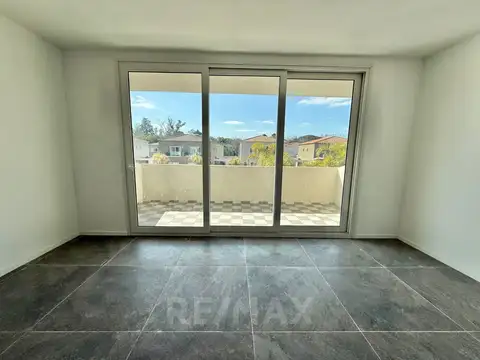 Departamento en Venta en Saravi Village, USD 85.000