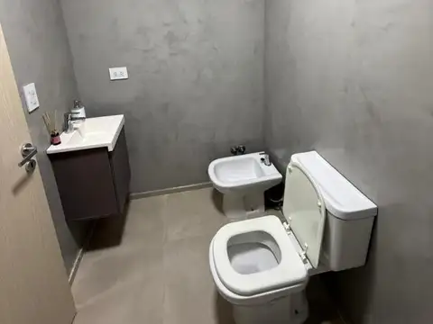 Monoambiente de categoria en Quilmes centro