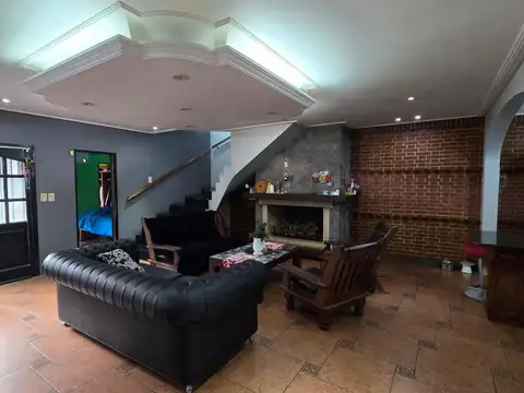 Casa en Venta en Lomas del Mirador, USD 230.000
