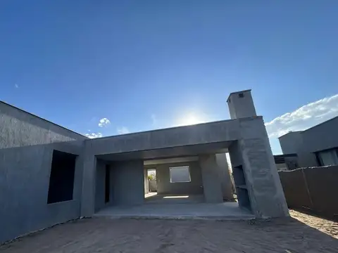Casa en Venta al Oeste