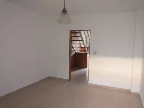 DUPLEX 1 DORMITORIO CON BALCON.