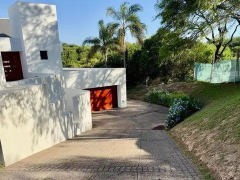Casa en Venta de 5 dormitorios
