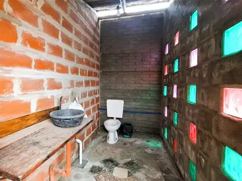 QUINCHO EN VENTA EN PEHUAJO CON PILETA