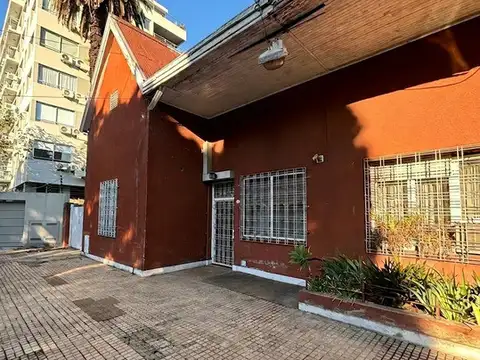 Casa histórica sobre lote propio en Florida Vicente López
