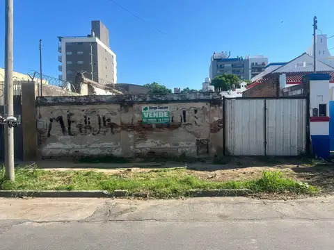 TERRENO EN VENTA SOBRE CALLE FRUCTUOSO RIVERA - IDEAL EDIFICIO-