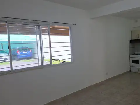 Gobernador Costa 100, Piso pb