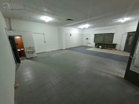 Local en Alquiler en Área Fundacional S4, $ 600.000