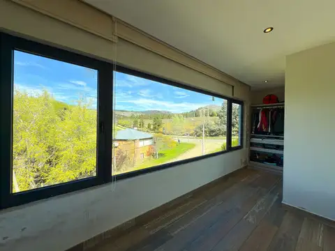 VENTA CASA EN BARRIO GOLF – TANDIL