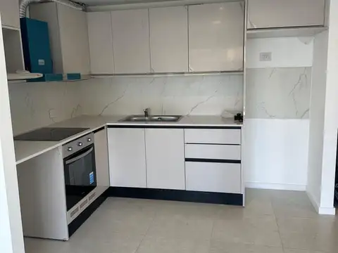 Alquiler departamento 2 ambientes con balcón en Vilanova Haedo.