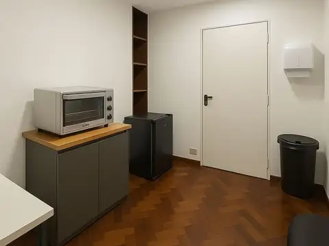 Marcelo Torcuato de Alvear 600