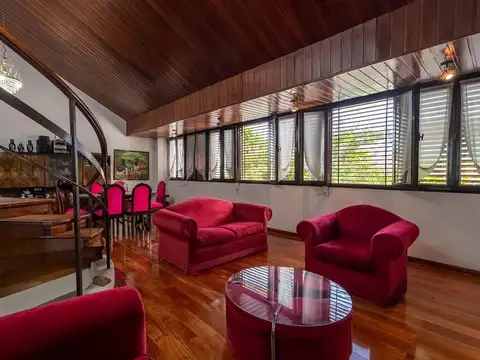 Casa 5 Amb en Venta en Villa del Parque c/ Cochera