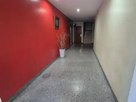 Segurola 300, Piso 1