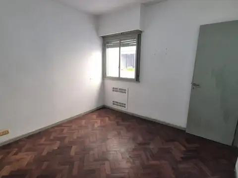 Departamento en Alquiler en Floresta, $ 450.000