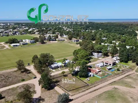 Lote en Costa Esmeralda, Barrio Ecuestre 