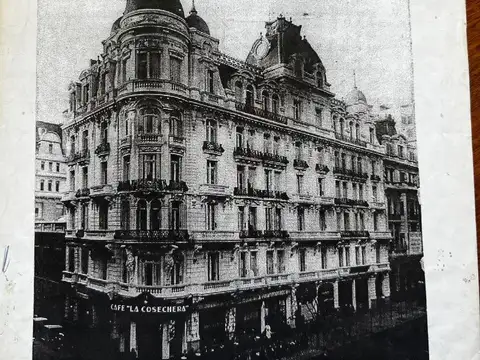 Avenida De Mayo 1100