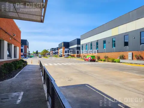 Galpon en Alquiler A Estrenar